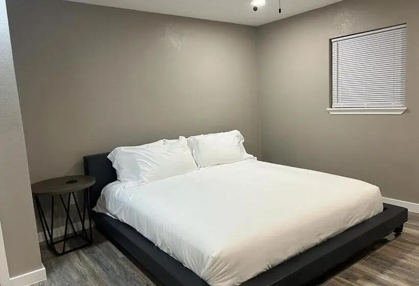 1ベッドルームのデラックスアパートメント, Apt 3 Roman At High Plains Lodge