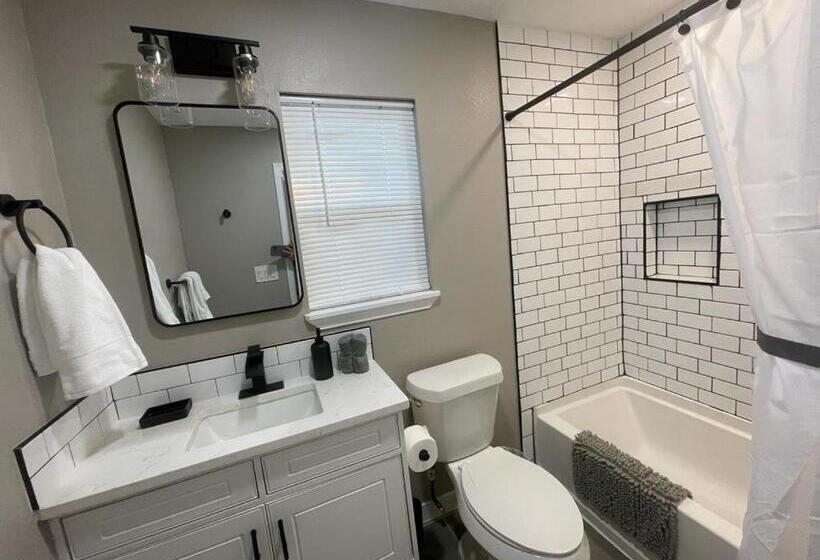 Апартаменты Deluxe 1 Спальня, Apt 3   Roman At High Plains Lodge