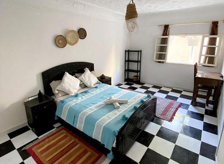 اتاق استاندارد, Line Up Surf Morocco