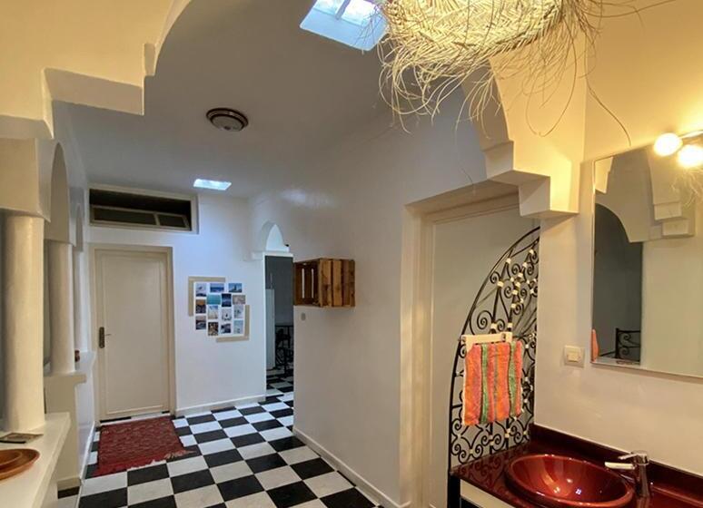 اتاق استاندارد یک نفره, Line Up Surf Morocco