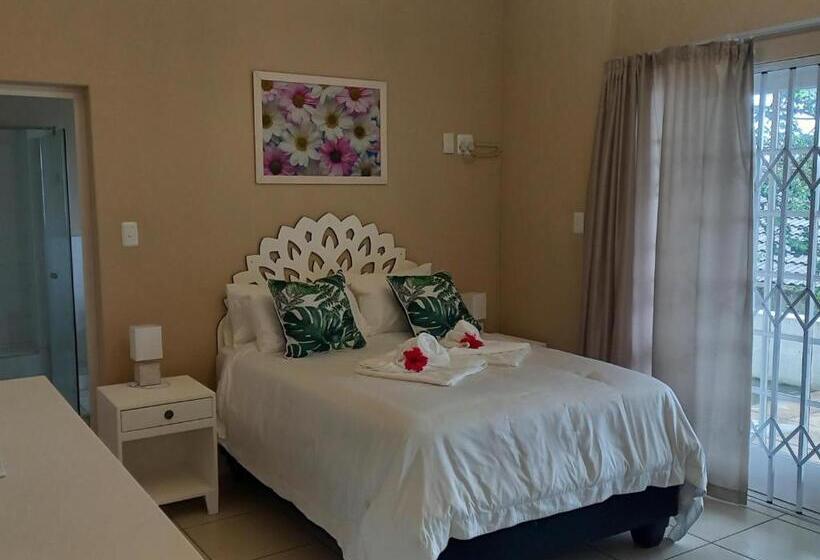 חדר דלוקס, The Secret Garden