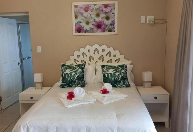 חדר דלוקס, The Secret Garden