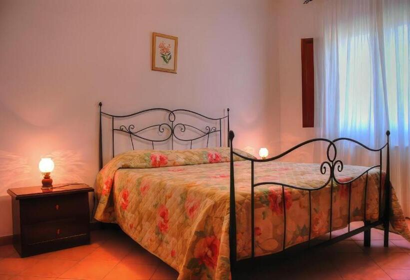 庭の見える１ベッドルームアパートメント, Agriturismo L Elce
