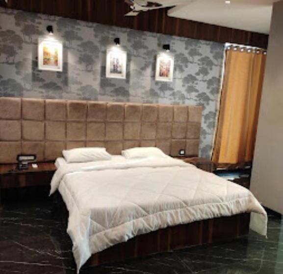 غرفة ديلوكس فردية, Buldana Urban Residency Club , Buldana