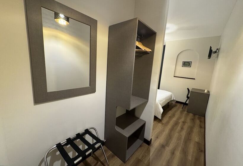 Номер Deluxe, Hôtel Royal Montreuil