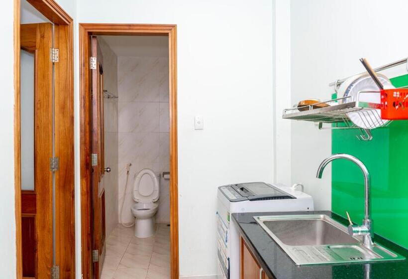 استودیوی لوکس, Tnh Hotel Vung Tau