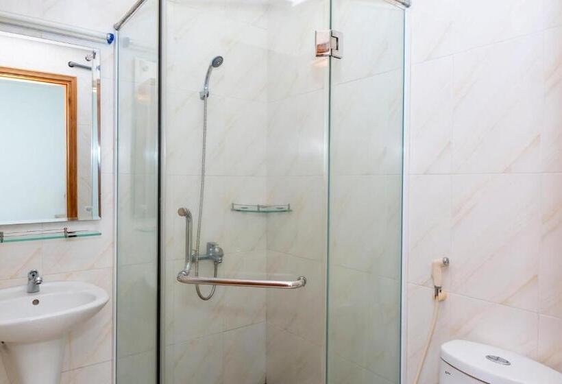 استودیوی لوکس, Tnh Hotel Vung Tau