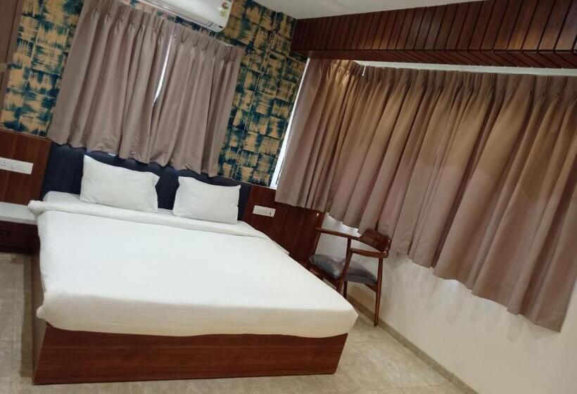 חדר סופריור עם מיטת קינג, Suvarnam Residency