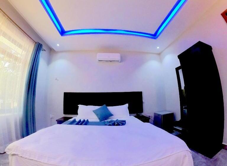 اتاق لوکس, Velmont