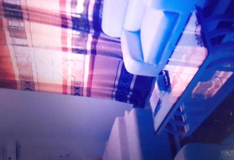 اتاق لوکس با تخت بزرگ, Lincoln Royale Hotel, Calabar