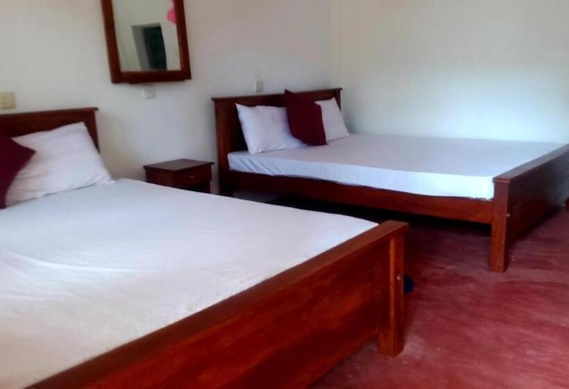 Family Room, Eco Paradise Guest House