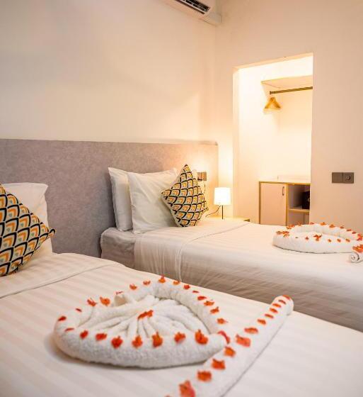 اتاق لوکس, Holiday Crib