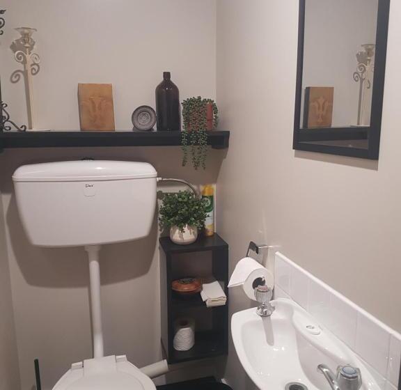 آپارتمان 1 خوابه همکف, La Riviera Guesthouse