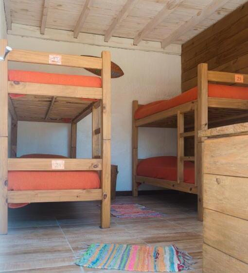 스탠다드 4인용 룸 공용 욕실, Las Palmas Beach Hostel