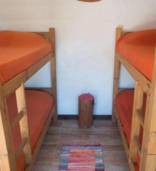 스탠다드 4인용 룸 공용 욕실, Las Palmas Beach Hostel