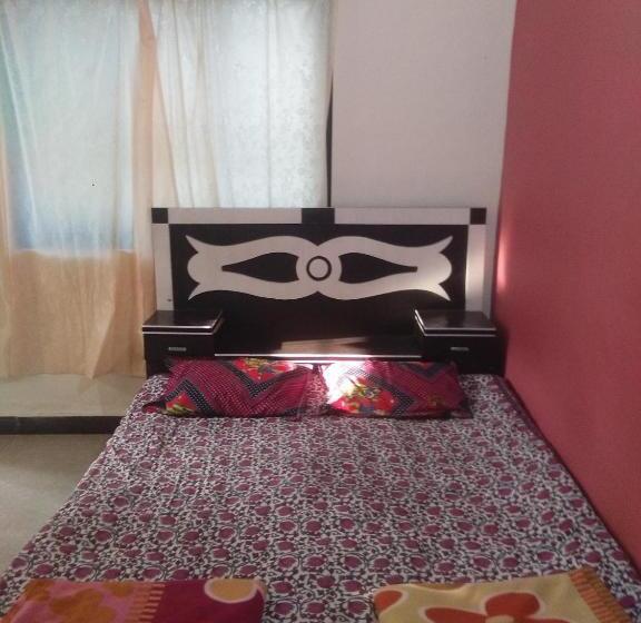 غرفة عائلية, Sai Sneh Holidays Cottage