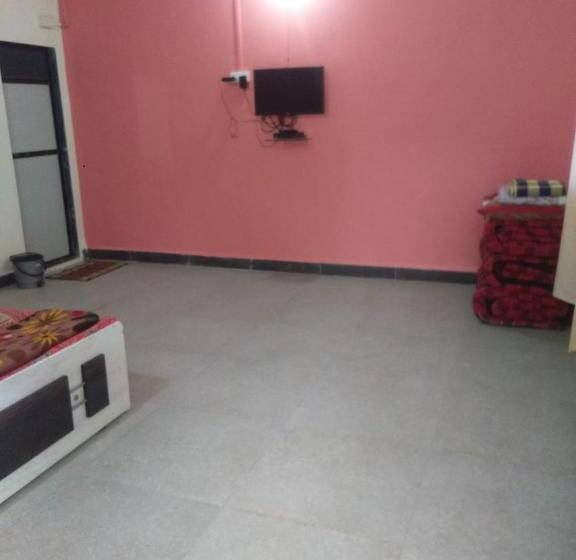 Семейный Номер Вид на Сад, Sai Sneh Holidays Cottage