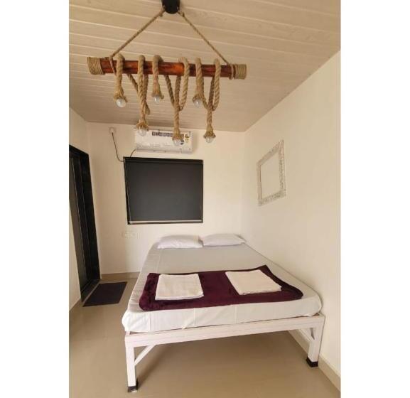 חדר דלוקס, Hakuna Matata Poolside Camping Pawana