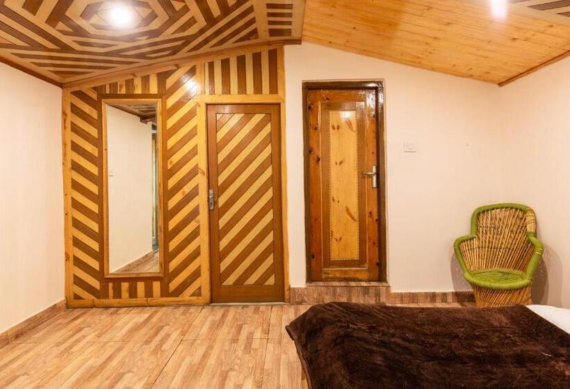 חדר משפחתי נוף להרים, De Green Park