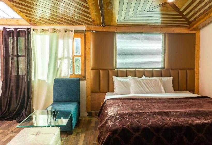 חדר משפחתי נוף להרים, De Green Park