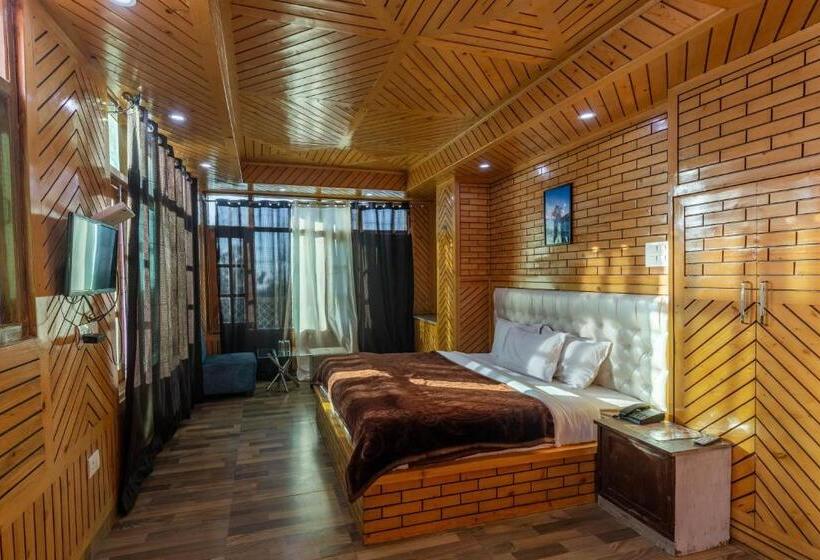 חדר משפחתי נוף להרים, De Green Park