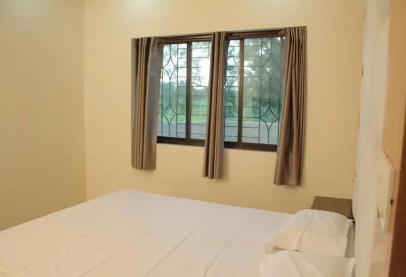 Perhehuone, Bishnupur River Side Resort