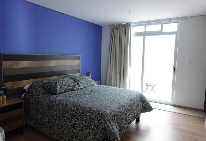 غرفة قياسية مزوَّدة بتراس, Maison Lapinou