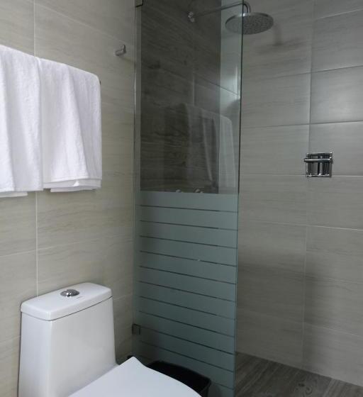 غرفة قياسية مزوَّدة بتراس, Maison Lapinou