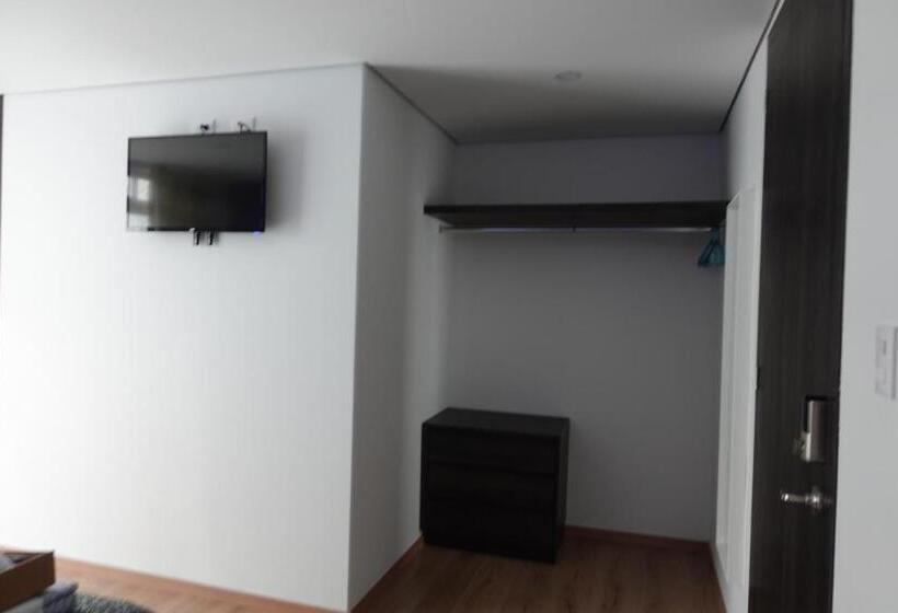 غرفة قياسية مزوَّدة بتراس, Maison Lapinou