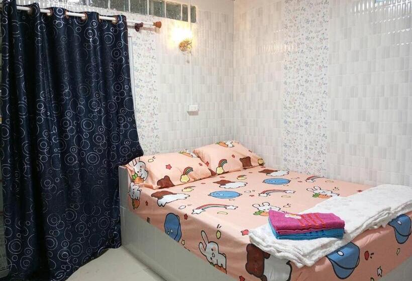 Номер Deluxe с Балконом, ธมนเพลส