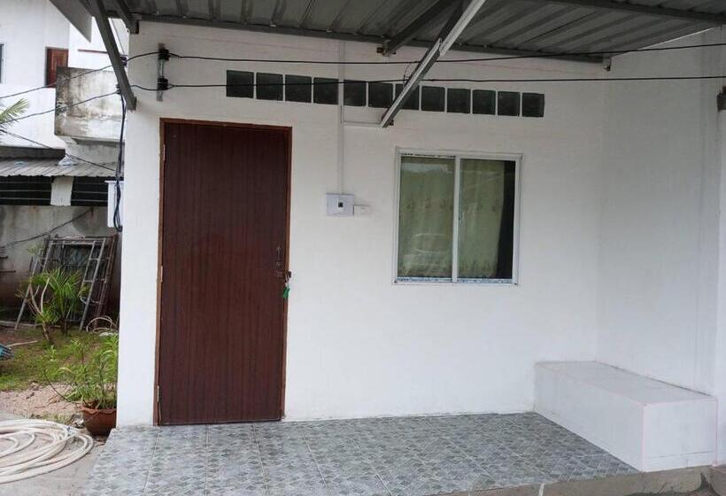 غرفة إقتصادية, ธมนเพลส