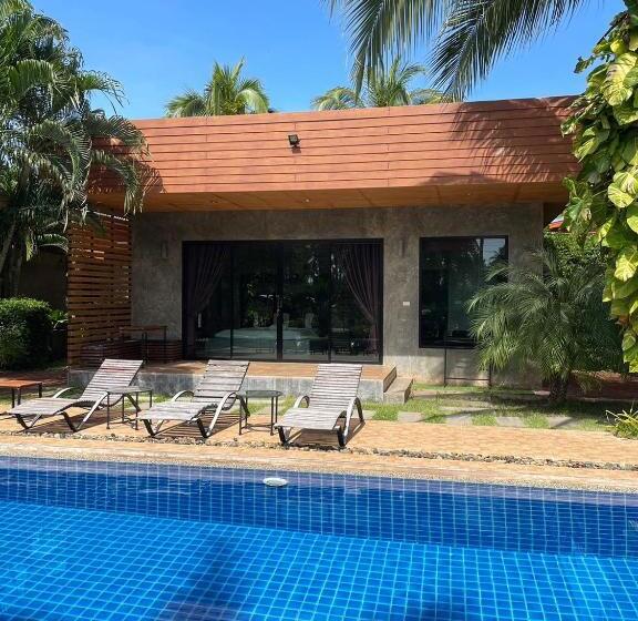 キングサイズベッドのスタンダードルーム, Chill Villa