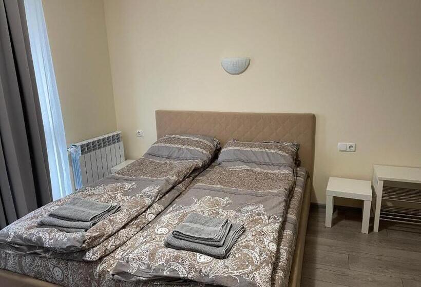 Standardrum med Balkong, Zaraapart