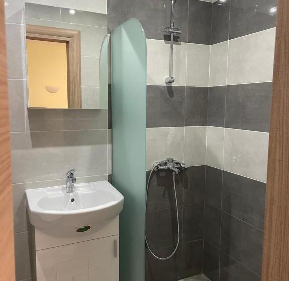 Standardrum, Zaraapart