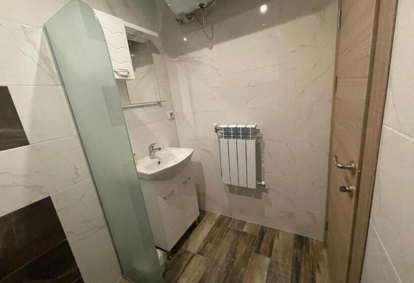 Standardrum, Zaraapart