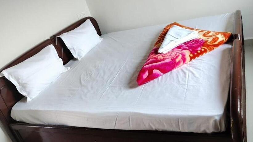 חדר סטנדרט נוף לאגם, Aandra Lakestay Resort Campzone