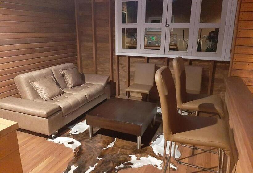 סוויטה נוף לגינה, Posada Turística Avalon