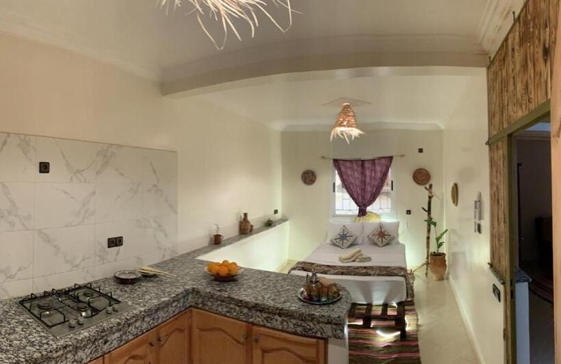 Camera Deluxe, Chill Surfer Hostel