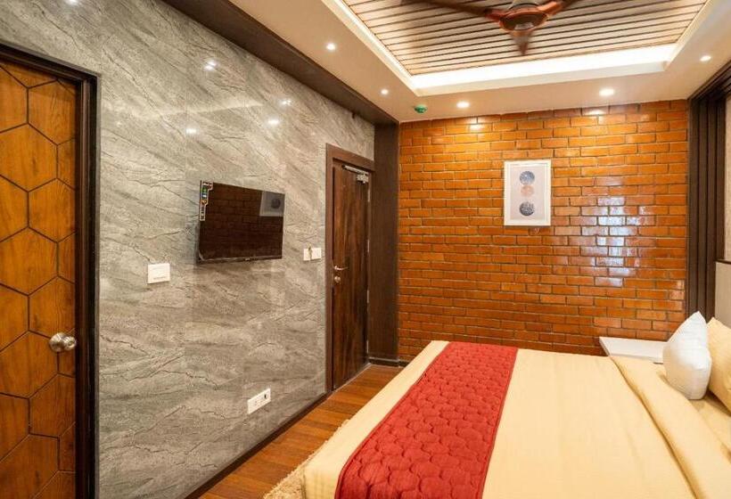 デラックスルーム, Blue Regent