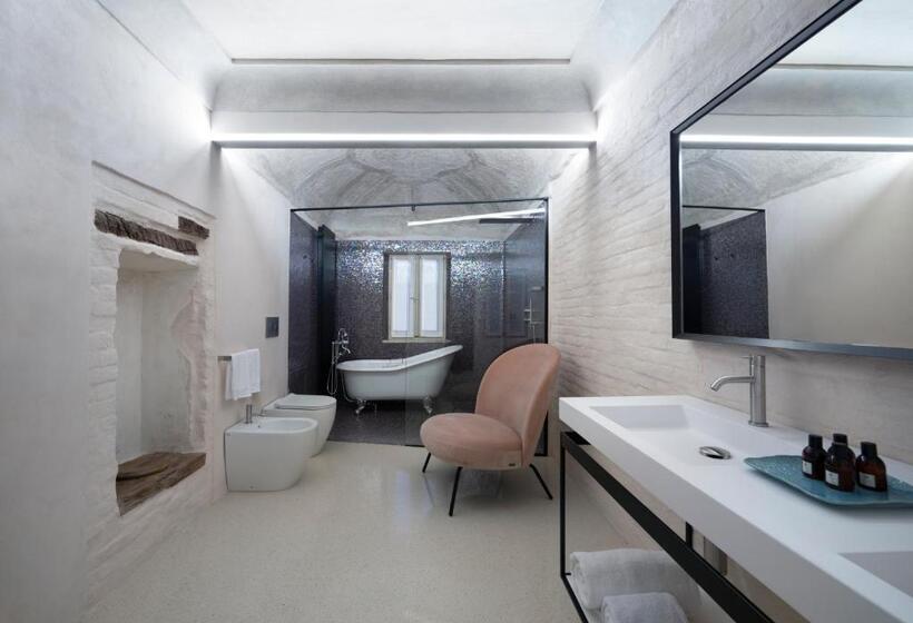 Люкс Повышенной Комфортности, Palazzo Giusti Suites And Spa