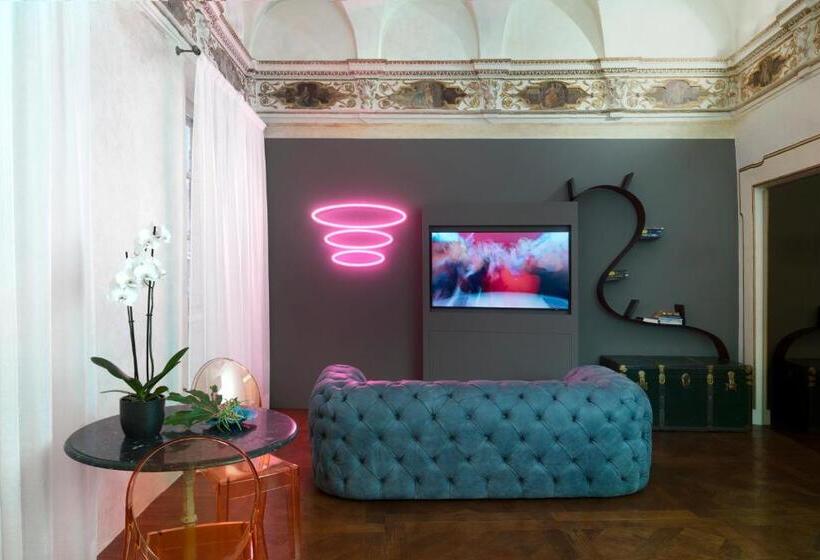 Люкс Повышенной Комфортности, Palazzo Giusti Suites And Spa