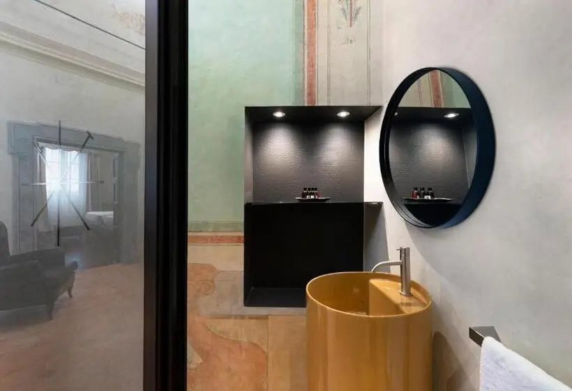 اتاق لوکس خانوادگی, Palazzo Giusti Suites And Spa