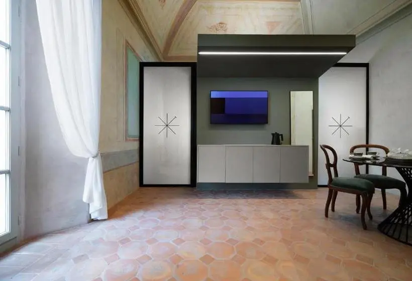 اتاق لوکس خانوادگی, Palazzo Giusti Suites And Spa