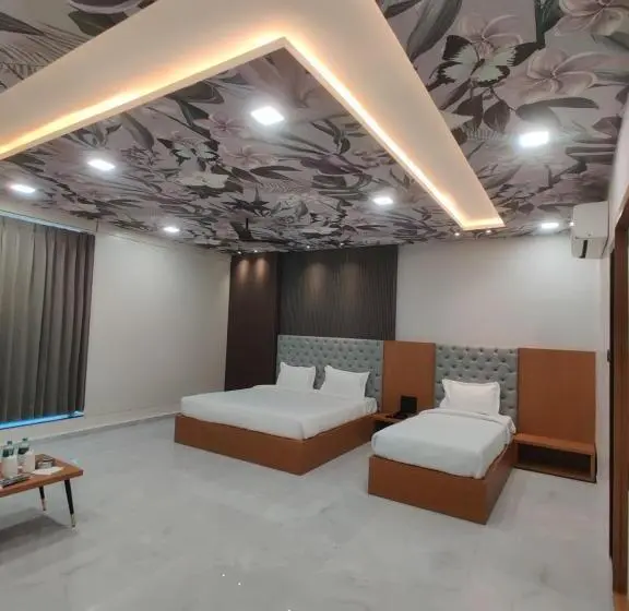 Executive-sviitti, Pride Of Chittor