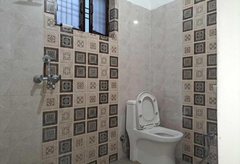 חדר קלאסי לשלושה, Spot On Maya Palace