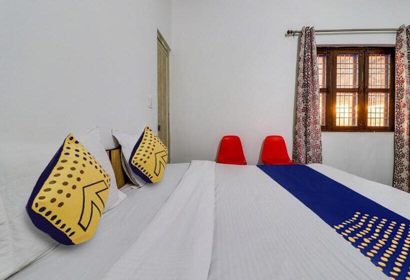 חדר קלאסי לשלושה, Spot On Maya Palace