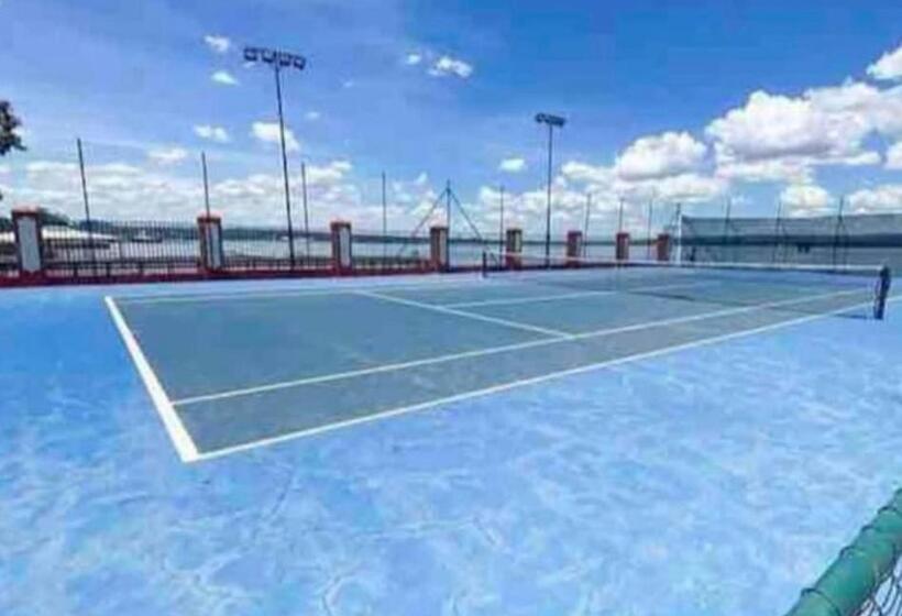 バルコニー付き１ベッドルームアパートメント, Lakside Residêncial