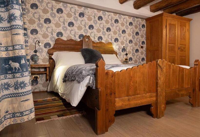 اتاق استاندارد سه نفره, Chalet D Aoste