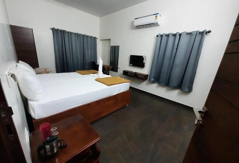 Трехместный Номер Стандарт с Балконом, Tamora By Avea