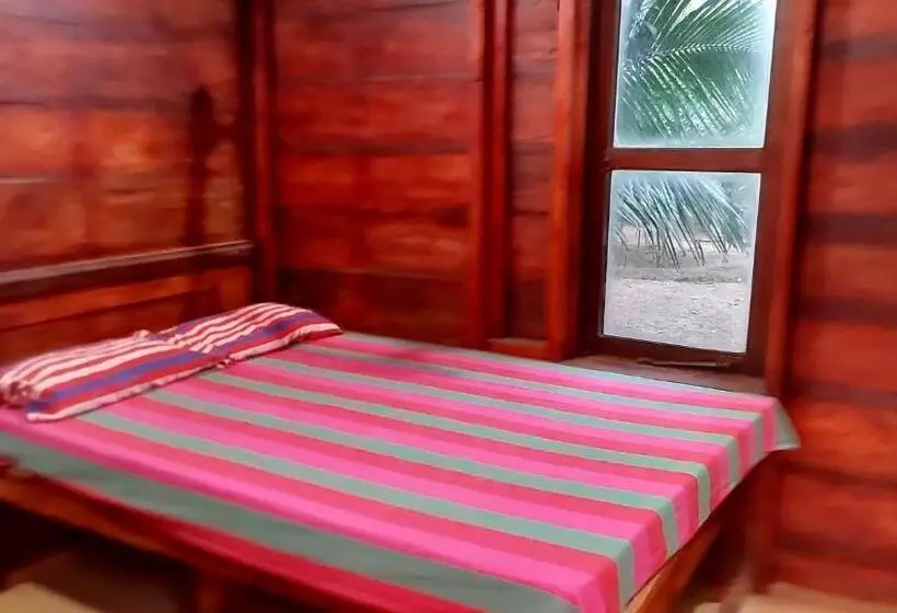 レイクビュースタンダードルーム, Ulpatha Eco Lodge